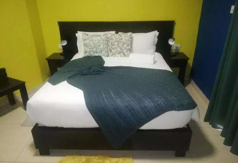 هتل The Tamek Palace