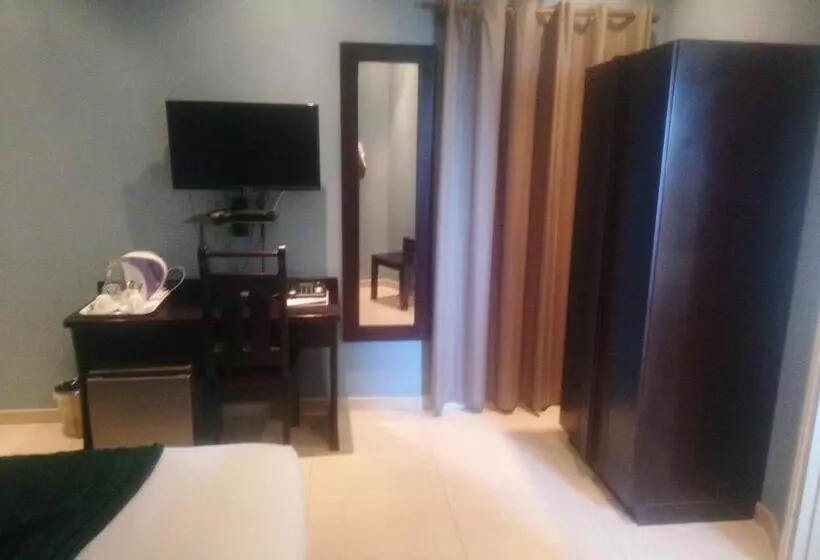 هتل The Tamek Palace