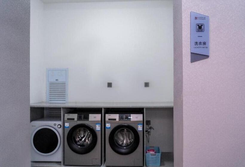 Borrman Hotel Zhangzhou Baolong Plaza