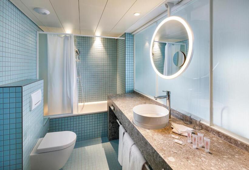 هتل Alpha By Fassbind