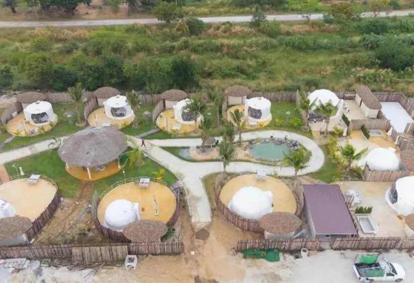 Hotelli Atlantis Manor