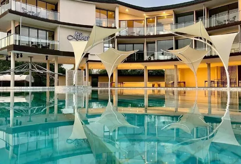 Hotelli Atlantis Manor