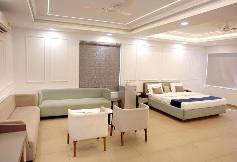 هتل Baroda Banquets