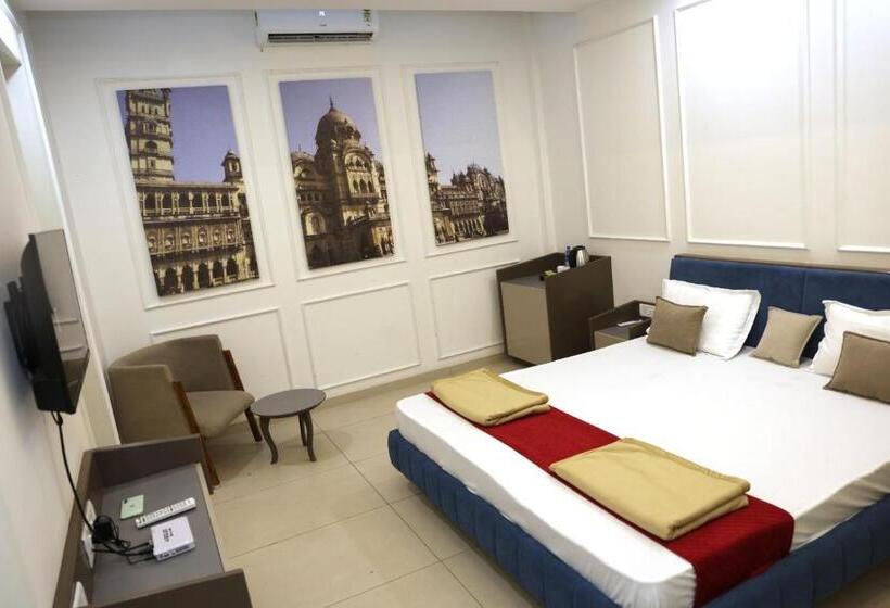 هتل Baroda Banquets