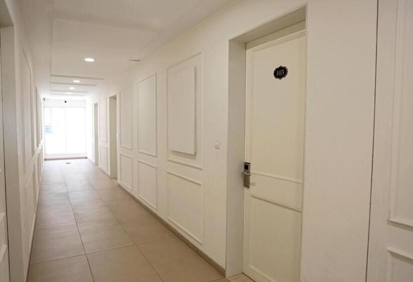 هتل Baroda Banquets