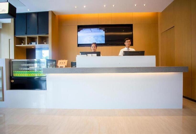 בית מלון כפרי City Comfort Inn Yichang Zigui Three Gorges Dam Binhu