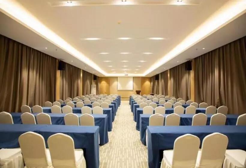 Hotelli City Comfort Inn Zhengzhou People S Hospital Metro Station