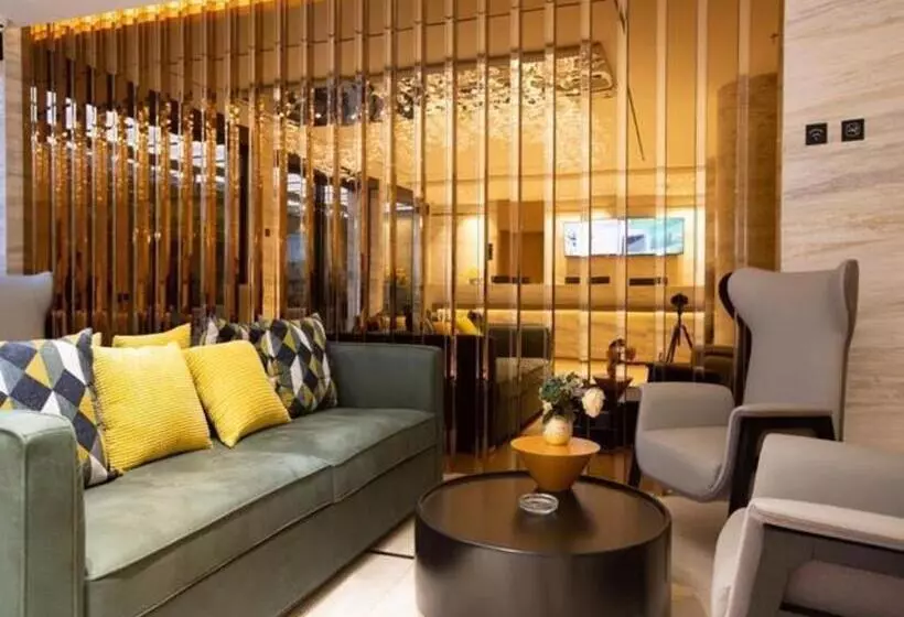 Hotelli City Comfort Inn Zhengzhou People S Hospital Metro Station
