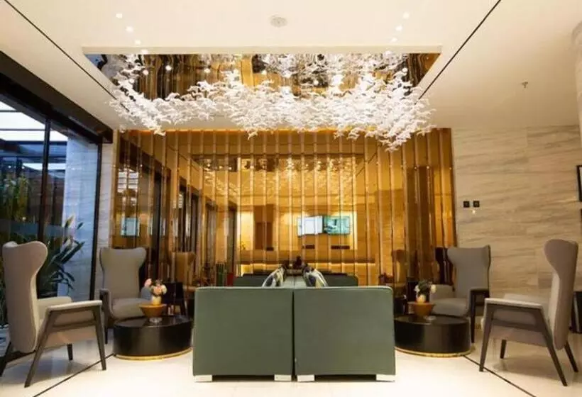 Hotelli City Comfort Inn Zhengzhou People S Hospital Metro Station