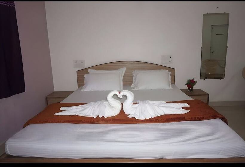 Отель Greenland Stay