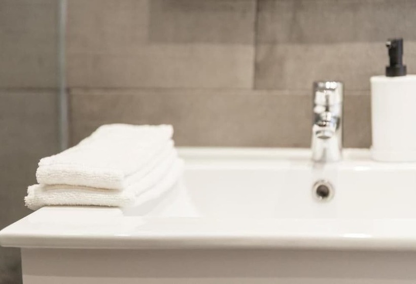 ホテル Robson   Smart