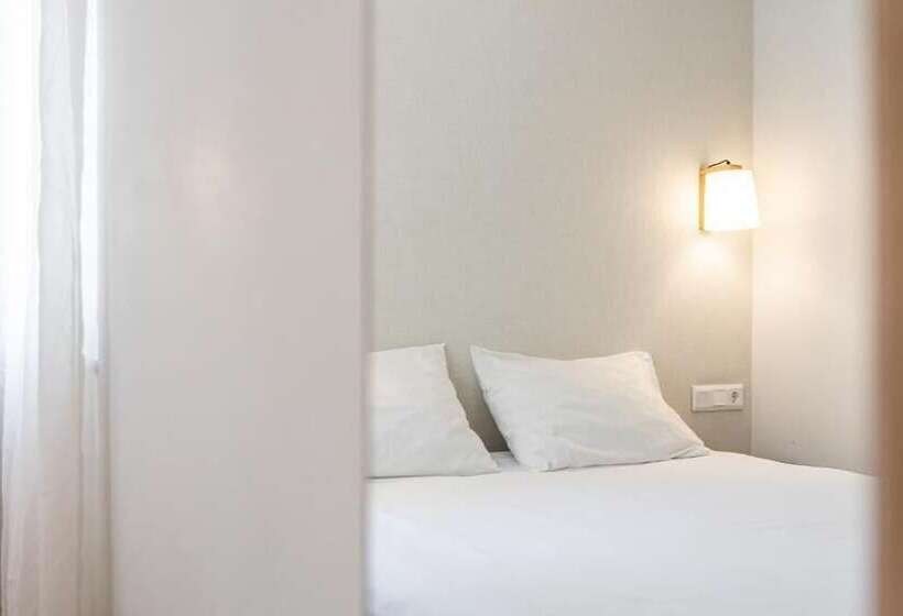 ホテル Robson   Smart