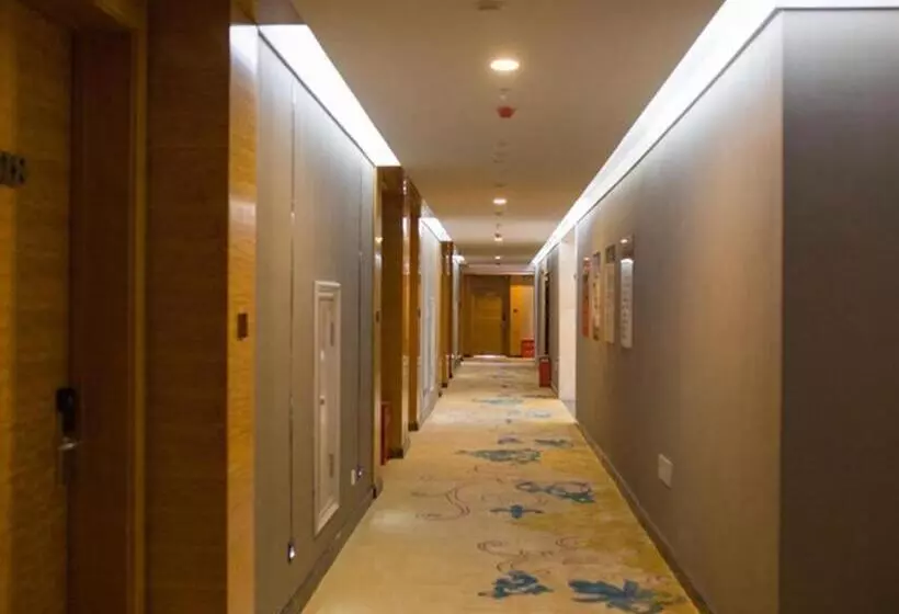 Super 8 Hotel Changchun Jingyue Xincheng Street Bashu Yingxiang