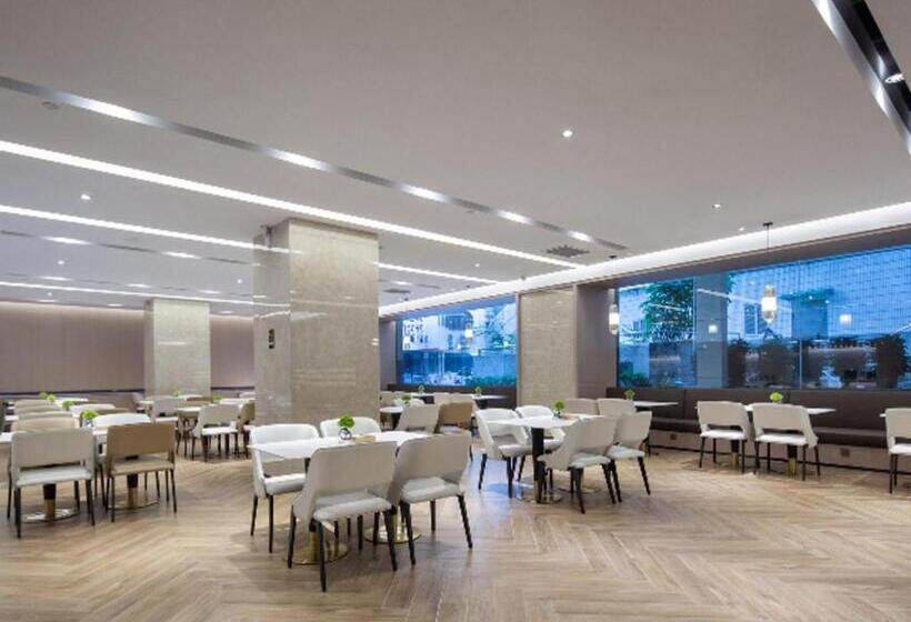 Borrman Hotel Golden Crown Liuzhou Wuxing Pedestrian Street