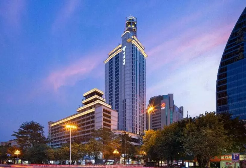 Borrman Hotel Golden Crown Liuzhou Wuxing Pedestrian Street