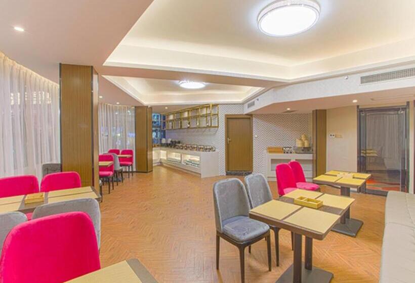 Borrman Hotel Hezhou Lingfeng Plaza