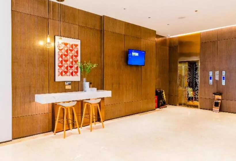 Borrman Hotel Zhanjiang Dingsheng Plaza Seaside Park