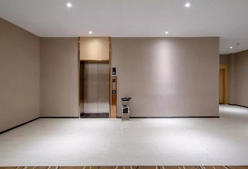 ホテル City Comfort Inn Beihai Beibu Gulf Square Ancient Street