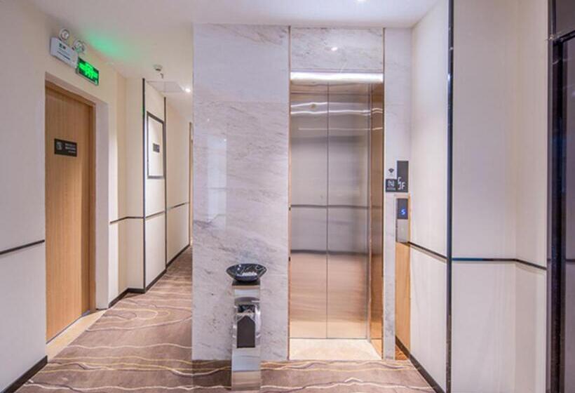 ホテル City Comfort Inn Fangchenggang Government Affairs Center