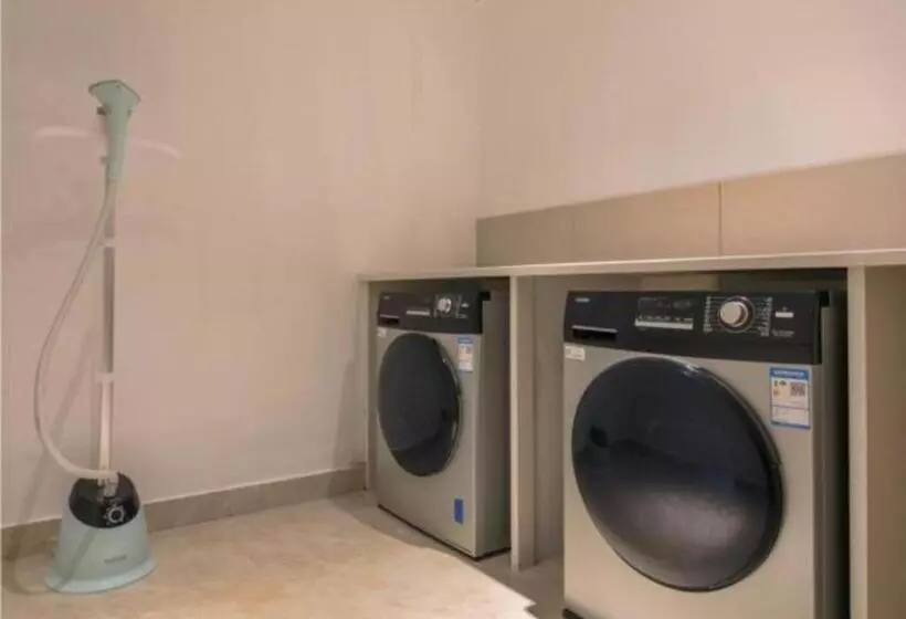 Hotelli City Comfort Inn Huangmei Dream City