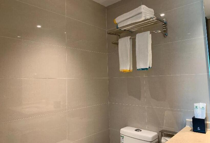 호텔 City Comfort Inn Yunfu Bus Station Yihua International Plaza