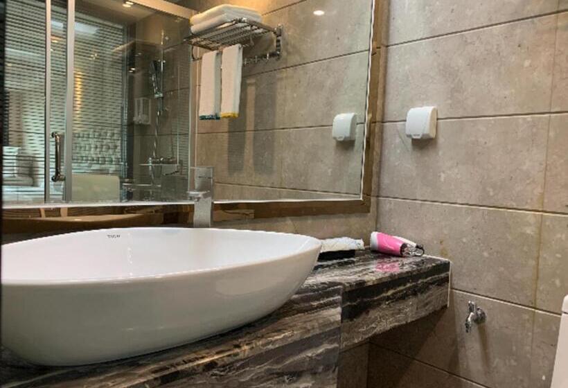 호텔 City Comfort Inn Yunfu Bus Station Yihua International Plaza