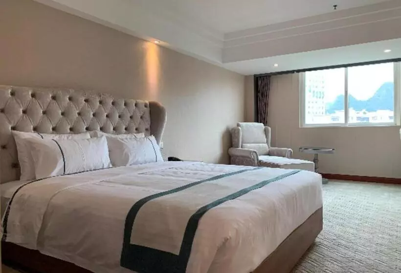 Hotelli City Comfort Inn Yunfu Bus Station Yihua International Plaza