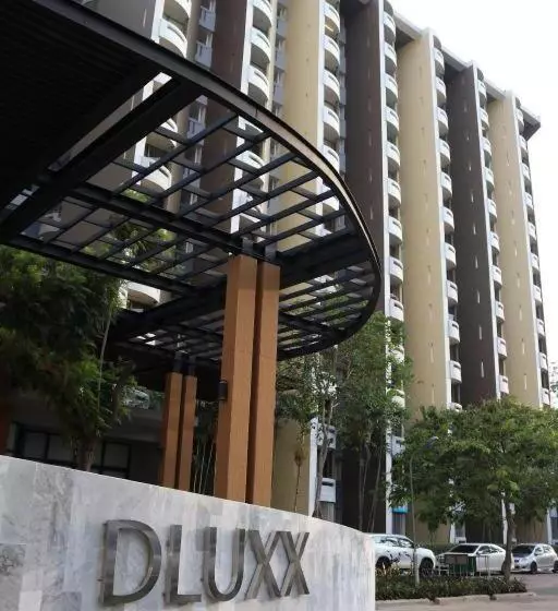 Hotelli Dluxx Thammasat