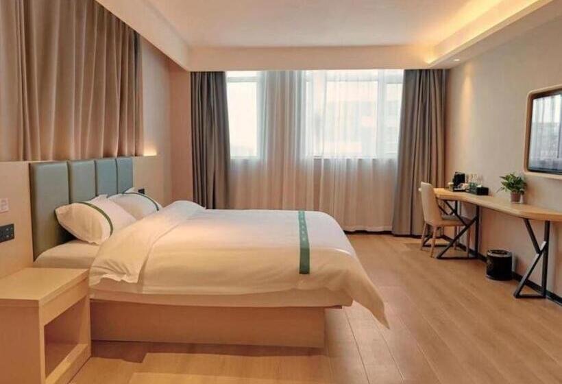 Hotel Green Tree Inn Kaifeng Weishi County People S Square