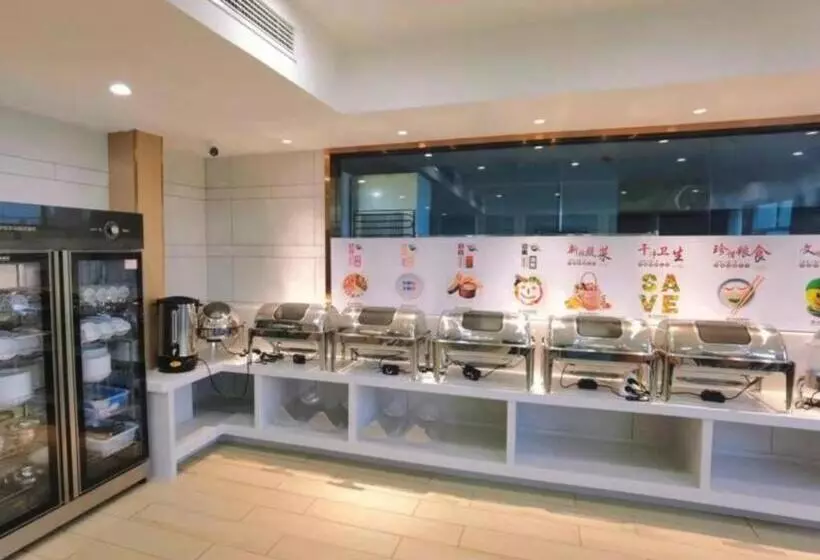 Hotelli Green Tree Inn Yecheng County Zero Kilometer