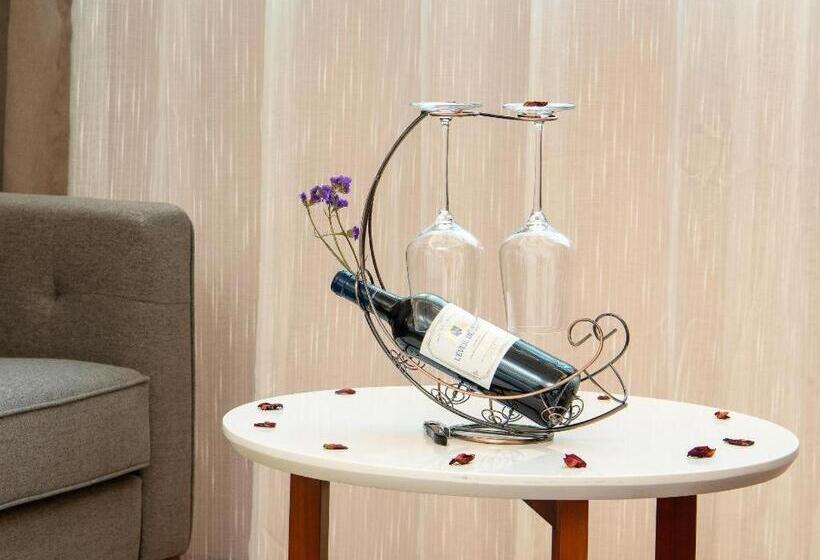 Lavande Hotel Jieyang Danpu