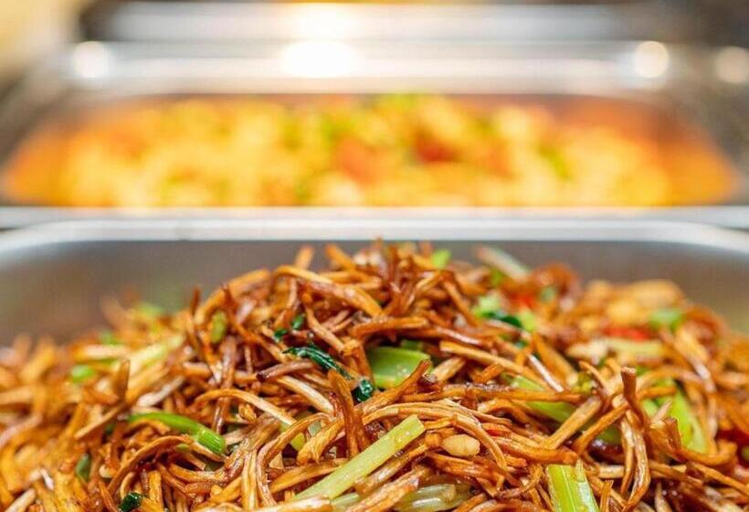 Lavande Hotel Zhengzhou Hanghai East Road Jingkai Center Square Metro Station