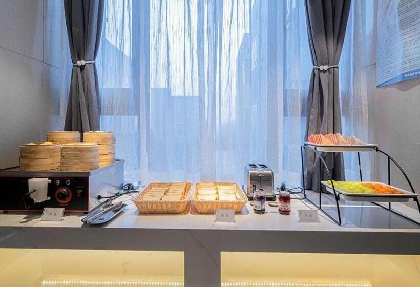 Lavande Hotel Zhengzhou Hanghai East Road Jingkai Center Square Metro Station