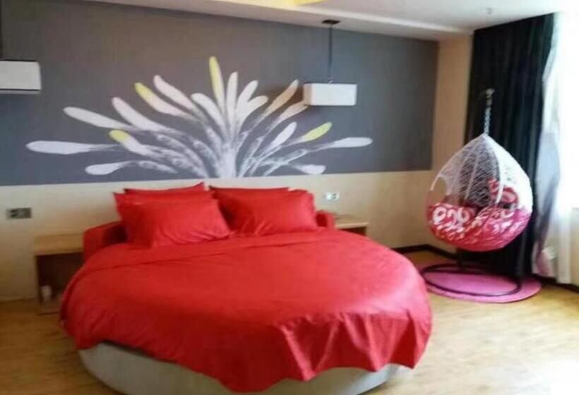 Thank Hotel Shandong Weifang North High Speed Railway Station