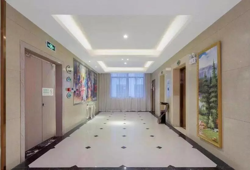 Vienna Hotel Anhui Chizhou Changjiang South Road