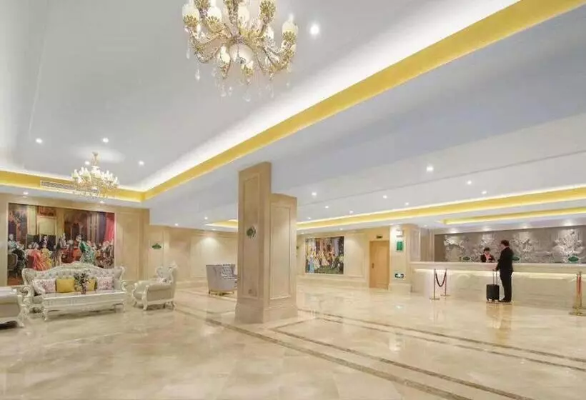 Vienna Hotel Anhui Chizhou Changjiang South Road
