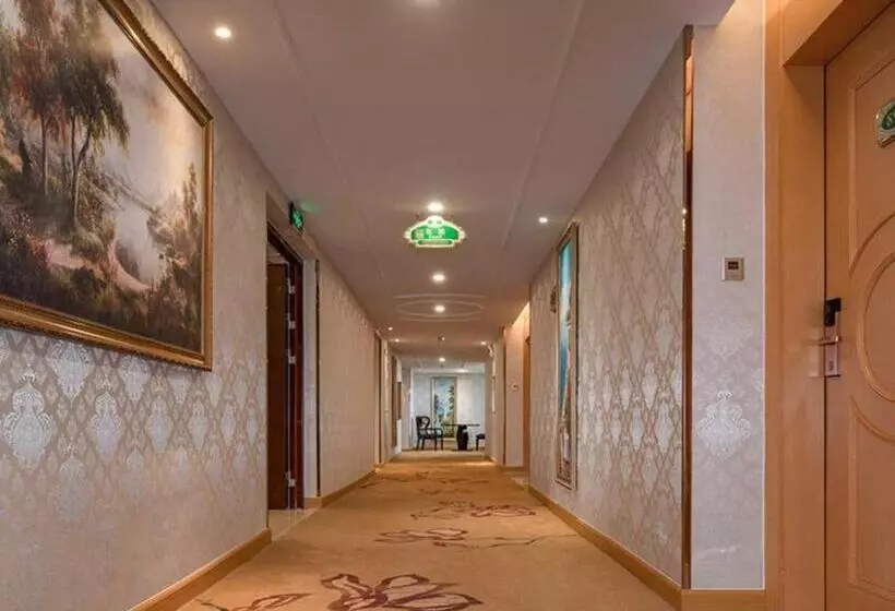 Vienna Hotel Anhui Wuhu Fangte Nanxiangwanshang