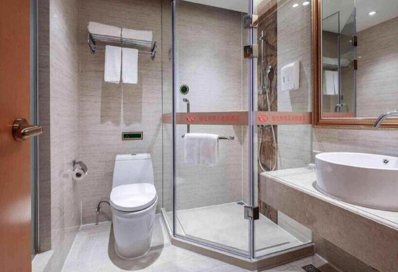 Vienna Hotel Guangdong Huiyang Qiuchang Yingbin Road