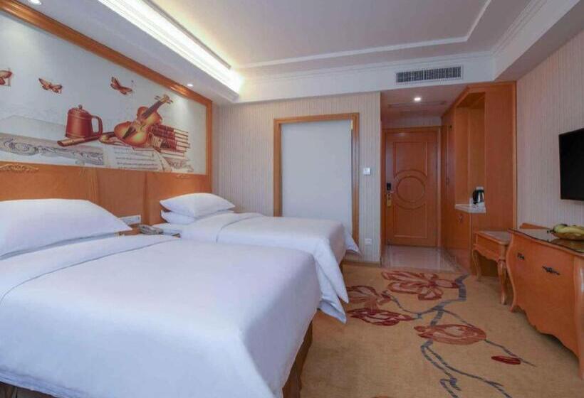 Vienna Hotel Guangdong Huiyang Qiuchang Yingbin Road