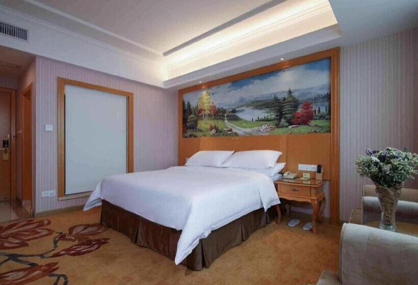 Vienna Hotel Guangdong Huiyang Qiuchang Yingbin Road
