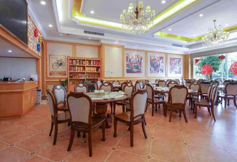 Vienna Hotel Guangdong Huiyang Qiuchang Yingbin Road