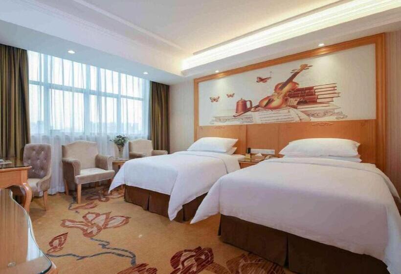 Vienna Hotel Guangdong Huiyang Qiuchang Yingbin Road