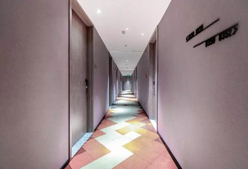 Borrman Hotel Wuzhou College Fumin Road