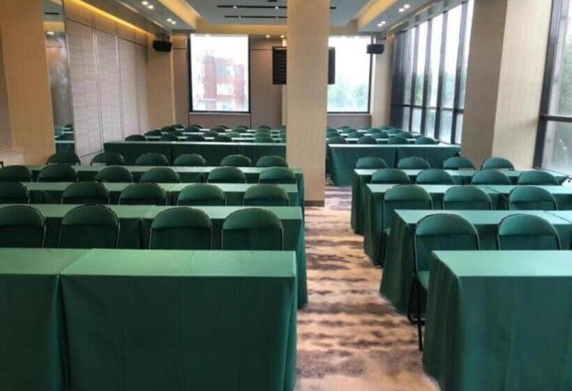 Echarm Hotel Changchun Yiqi Automotive Trade City Wanda