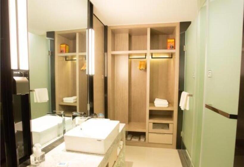 Echarm Hotel Xiantao Wushang Gymnasium