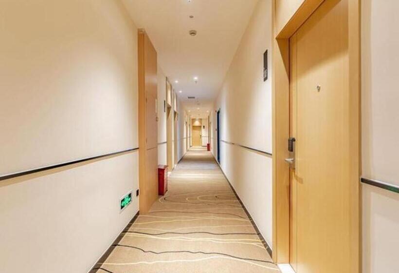 Отель City Comfort Inn Chengdu Southwest University Of Finance And Economics Wansheng Metro Station