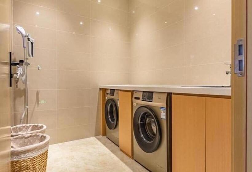 Отель City Comfort Inn Chengdu Southwest University Of Finance And Economics Wansheng Metro Station