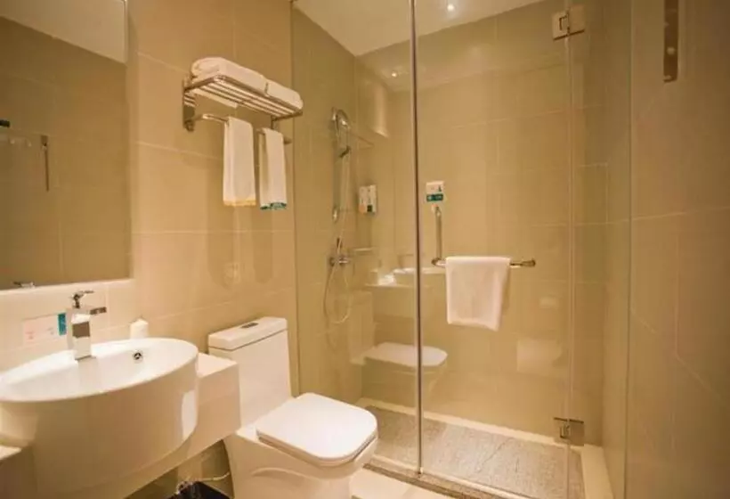 Hotelli City Comfort Inn Deyang Wenmiao Square Gymnasium