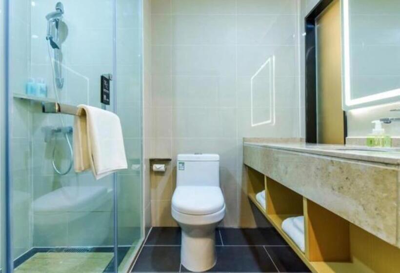 Отель City Comfort Inn Guiyang Wanda Plaza Jiufu City