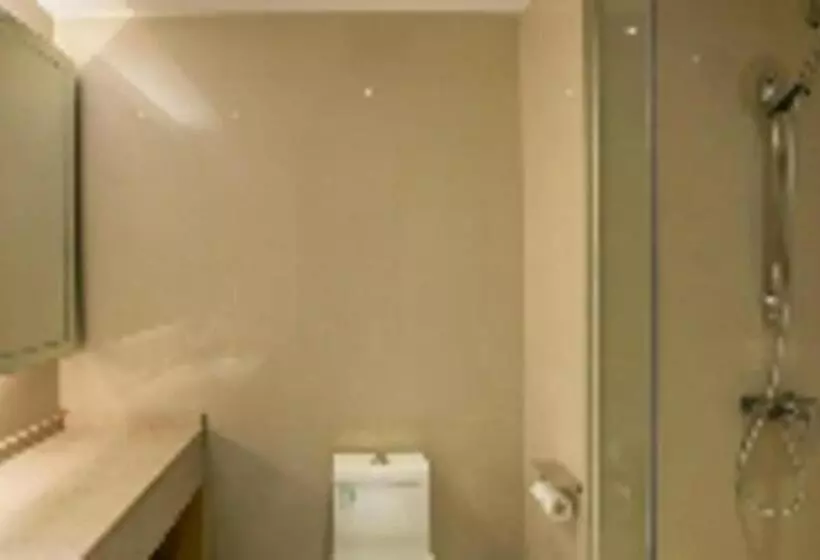 Hotelli City Comfort Inn Xingye High Speed Railway Station